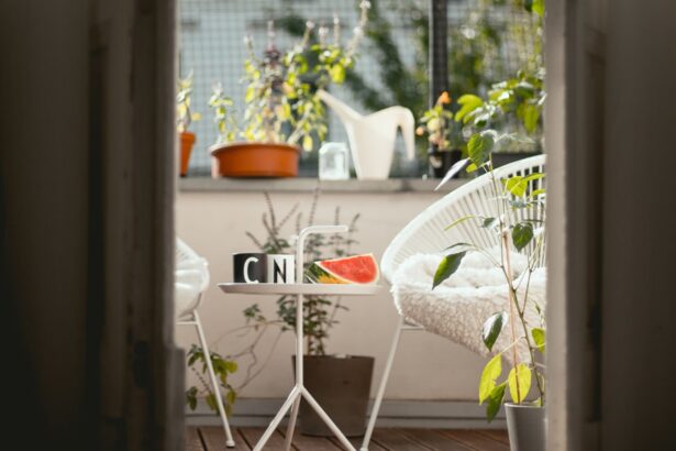 Jak urządzić mały balkon, żeby był przytulny?