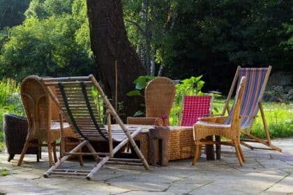 Fotele rattanowe – eleganckie i funkcjonalne meble idealne do ogrodu oraz na taras