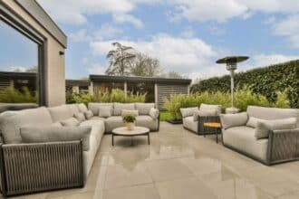 Taras idealny – kluczowe aspekty projektowania komfortowej strefy relaksu na świeżym powietrzu Taras idealny – kluczowe aspekty projektowania komfortowej strefy relaksu na świeżym powietrzu