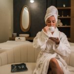 Wanna spa w ogrodzie jesienią - jak z niej korzystać, gdy temperatura spada?